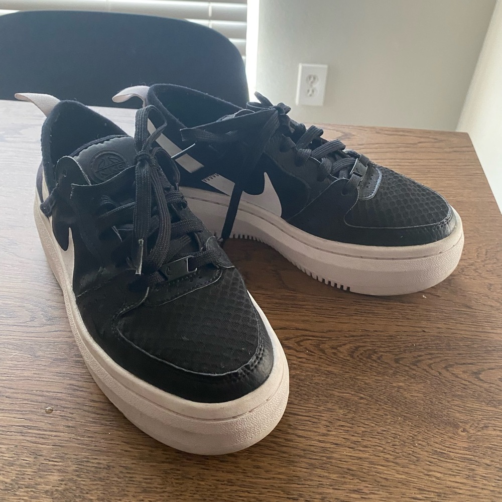 Nike platforms